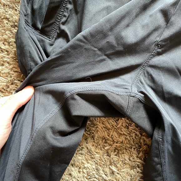 Lululemon joggers - Picture 6 of 9